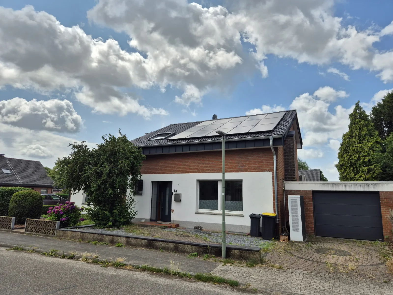 Fertig saniertes Dach in Goch, Vorderseite
